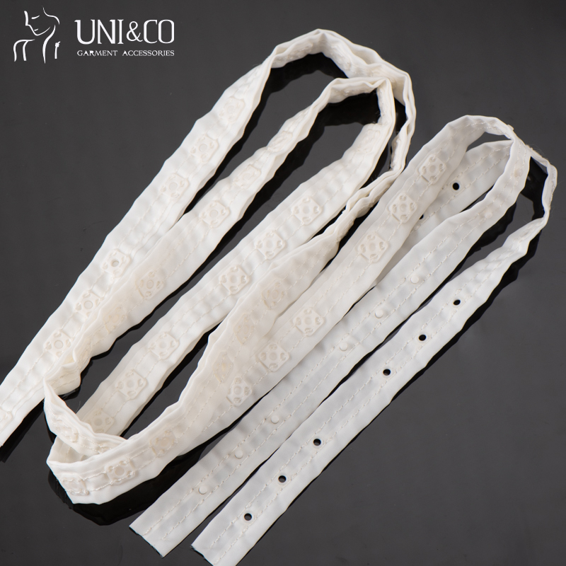 Customized wholesale of various models and colors of plastic buckles