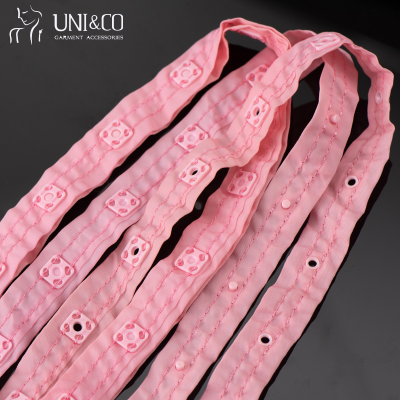 Customized wholesale of various models and colors of plastic buckles