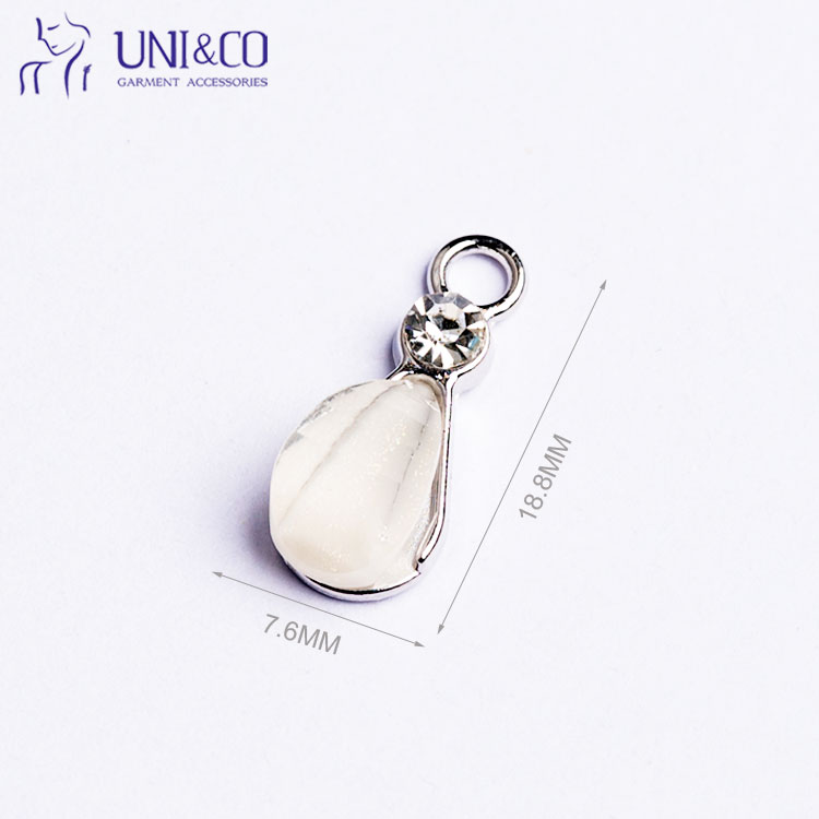 Garment Accessories Round Bra Pendant Alloyed Jewelry Pendant